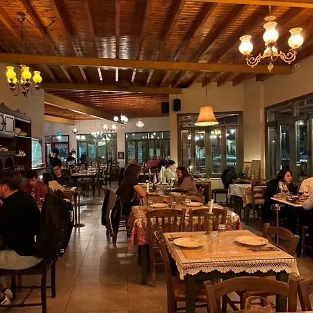 Venus Seaview 2b, Rooftop, Prime Location, דירה