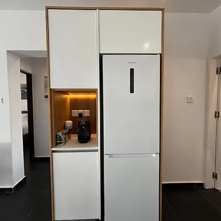 Venus Seaview 2br, Rooftop, Prime Location,