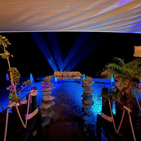 Lejlighed Venus Seaview 2b, Rooftop, Prime Location,