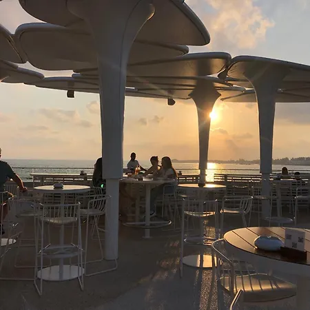 Venus Seaview 2b, Rooftop, Prime Location, * Пафос