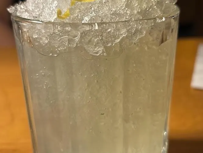 アパート Venus Seaview 2b, Rooftop, Prime Location, パ フォス