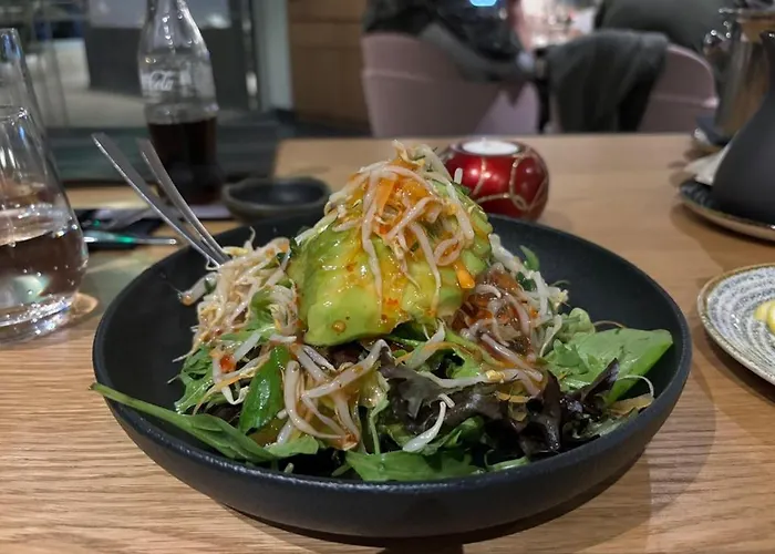 Venus Seaview 2b, Rooftop, Prime Location, パ フォス