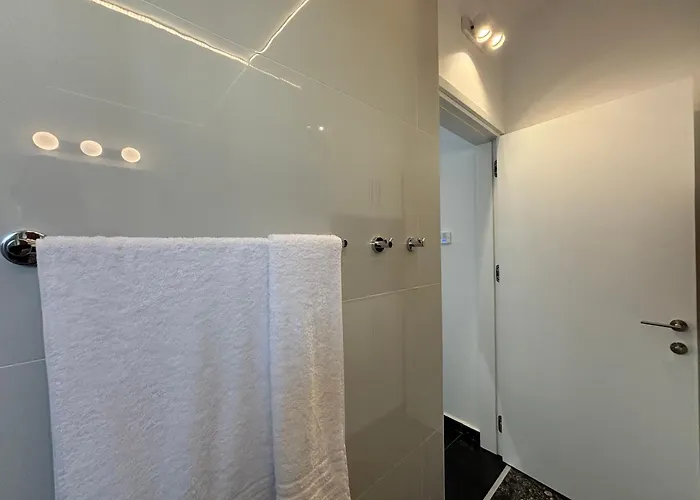 アパート Venus Seaview 2b, Rooftop, Prime Location, *