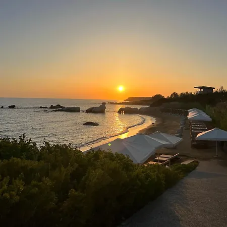 Venus Seaview 2br, Rooftop, Prime Location, Appartement Paphos
