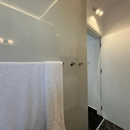 Apartamento Venus Seaview 2b, Rooftop, Prime Location, *