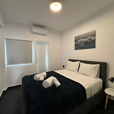 Venus Seaview 2b, Rooftop, Prime Location, Apartamento