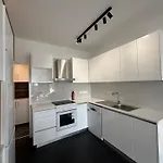 Venus Seaview 2b, Rooftop, Prime Location, شقة