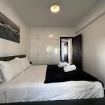Venus Seaview 2b, Rooftop, Prime Location, شقة